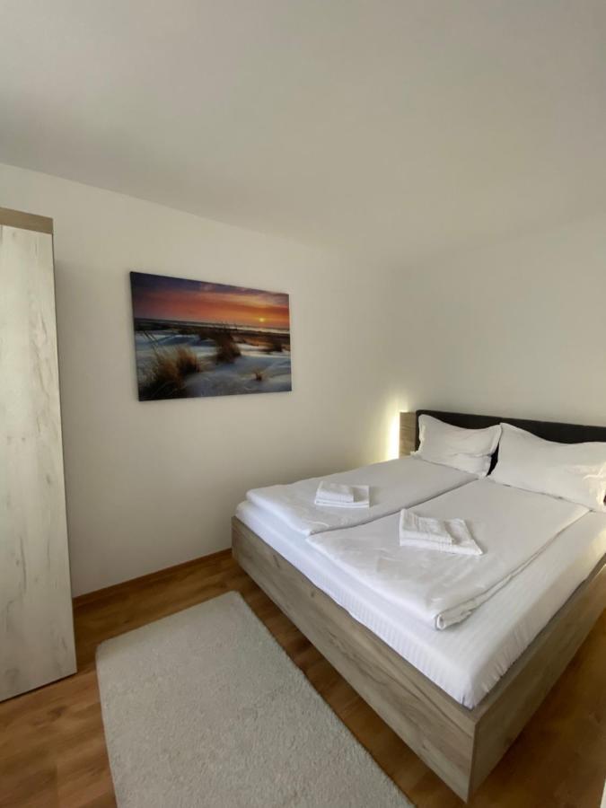 Focus Apartment Меркуря-Чук Экстерьер фото